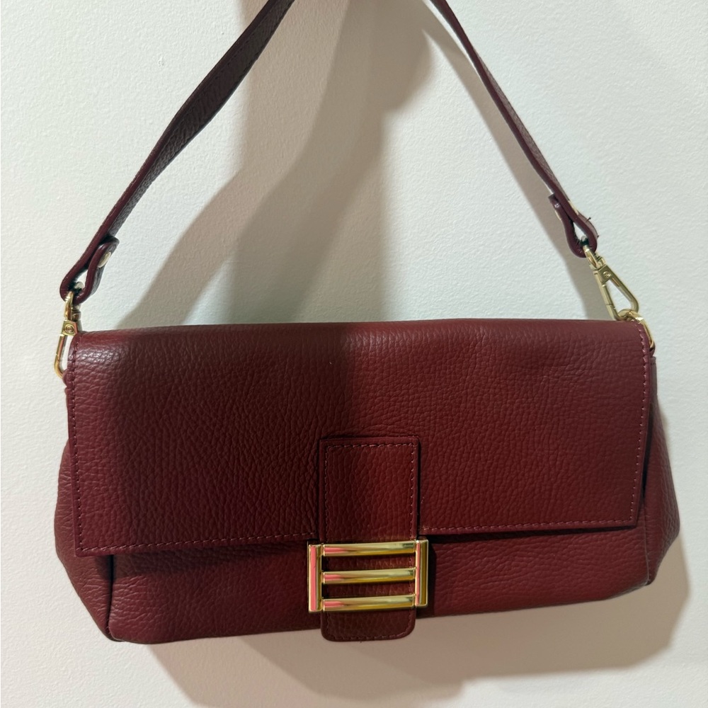 Claudia Firenze Burgundy Shoulder Baguette bag like Fendi